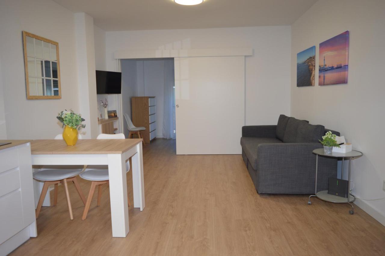 Floridos Playa Piso Reformado De 2 Habitaciones A 50M De La Playa La Cala Del Moral Extérieur photo